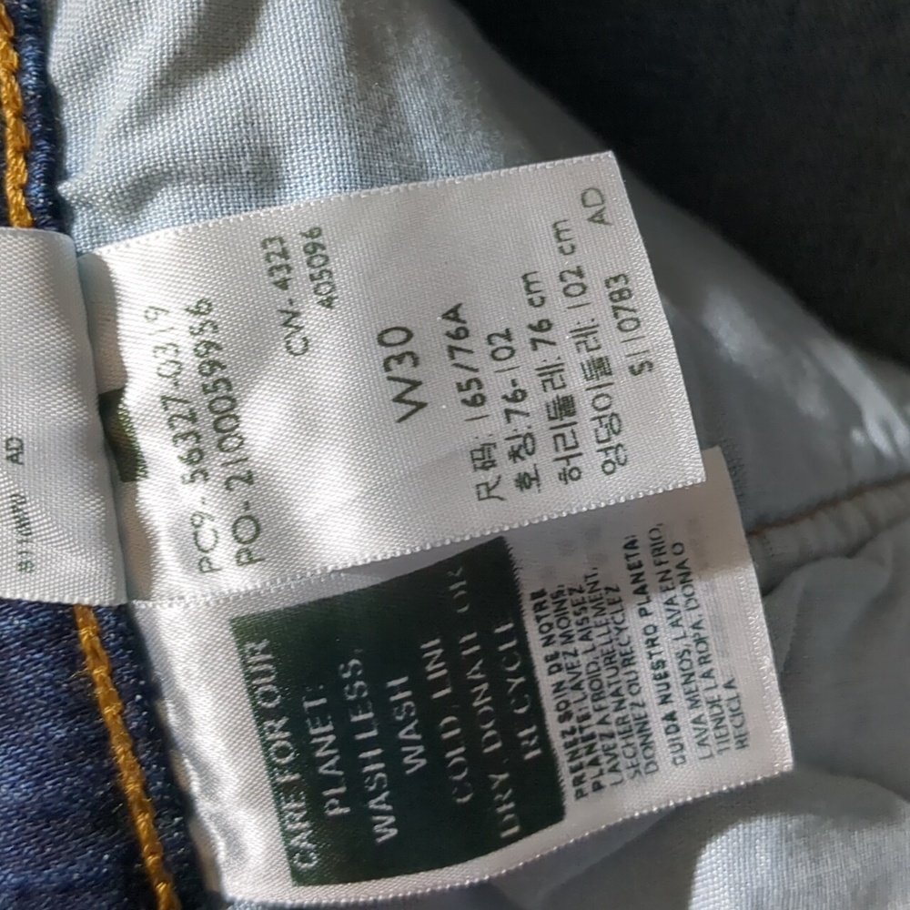 Levi’s 501 High Rise Distressed Short Size 30 NWT - Picture 11 of 12